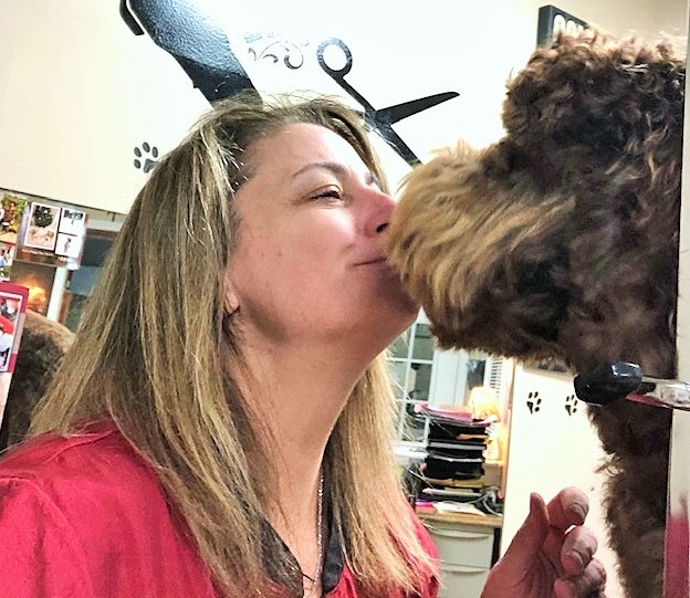 dog groomer